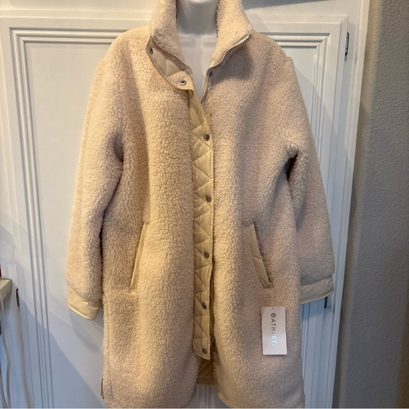 NWT Athleta  Long Cozy Sherpa Coat Jacket,  Cream  Color SIZE M Quilted - Picture 3 of 16